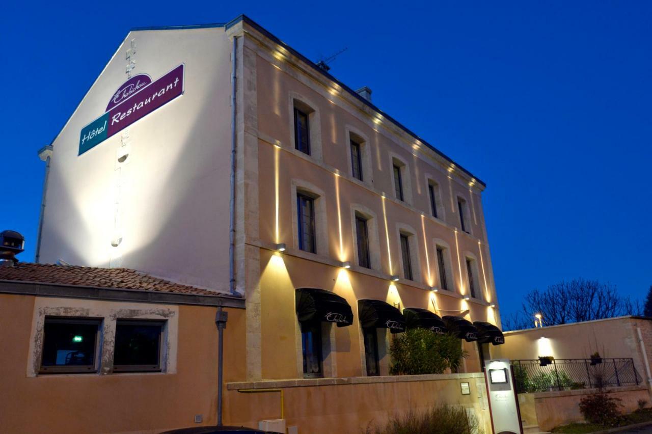 Au Chabichou Niort Exterior foto